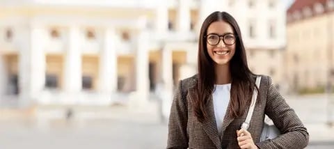 bg-estudiantil.C744rYTz_hn6lJ